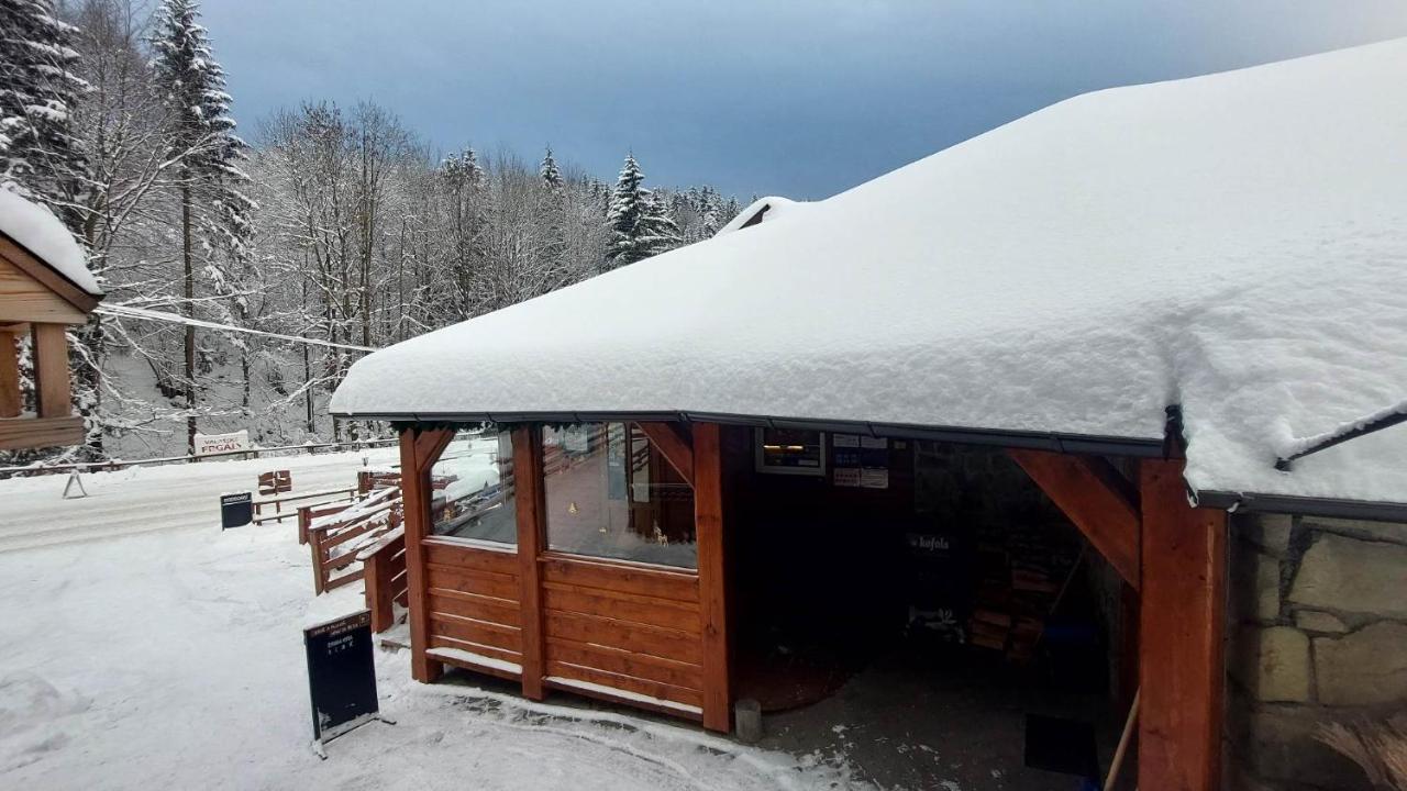 U Vesele Lisky Hotel Hutisko Exterior foto
