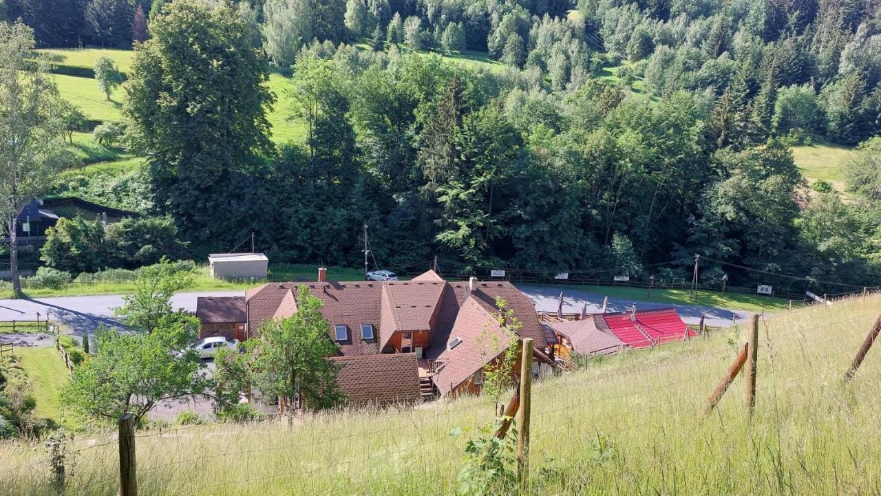 U Vesele Lisky Hotel Hutisko Exterior foto