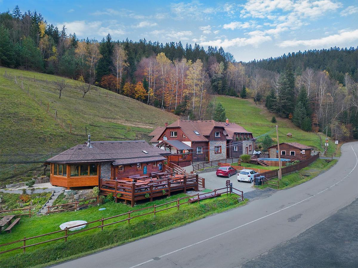 U Vesele Lisky Hotel Hutisko Exterior foto